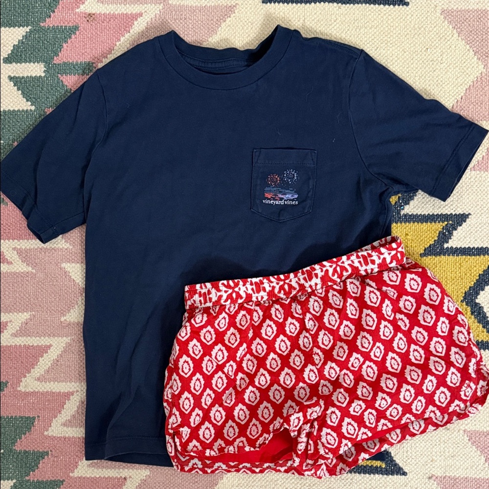 Vineyard Vines Navy Tee and Red Patterned Shorts - fireworks
